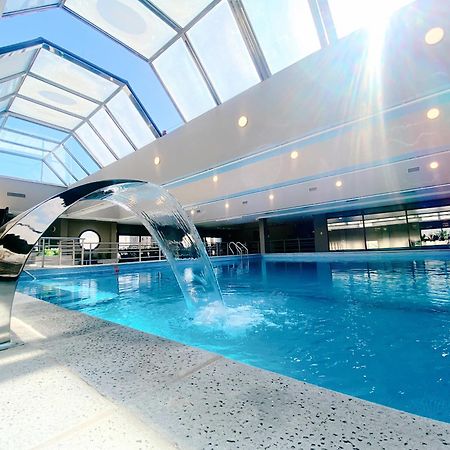 Libertador Hotel บัวโนสไอเรส ภายนอก รูปภาพ The swimming pool at the hotel