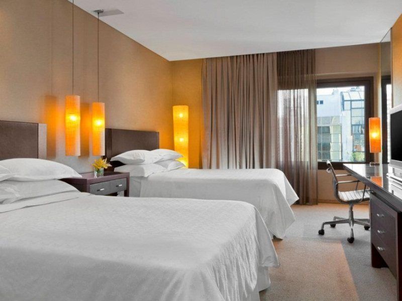 Libertador Hotel บัวโนสไอเรส ภายนอก รูปภาพ A typical guest room at the hotel